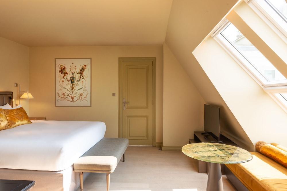 Hotel De Montesquieu Париж Экстерьер фото